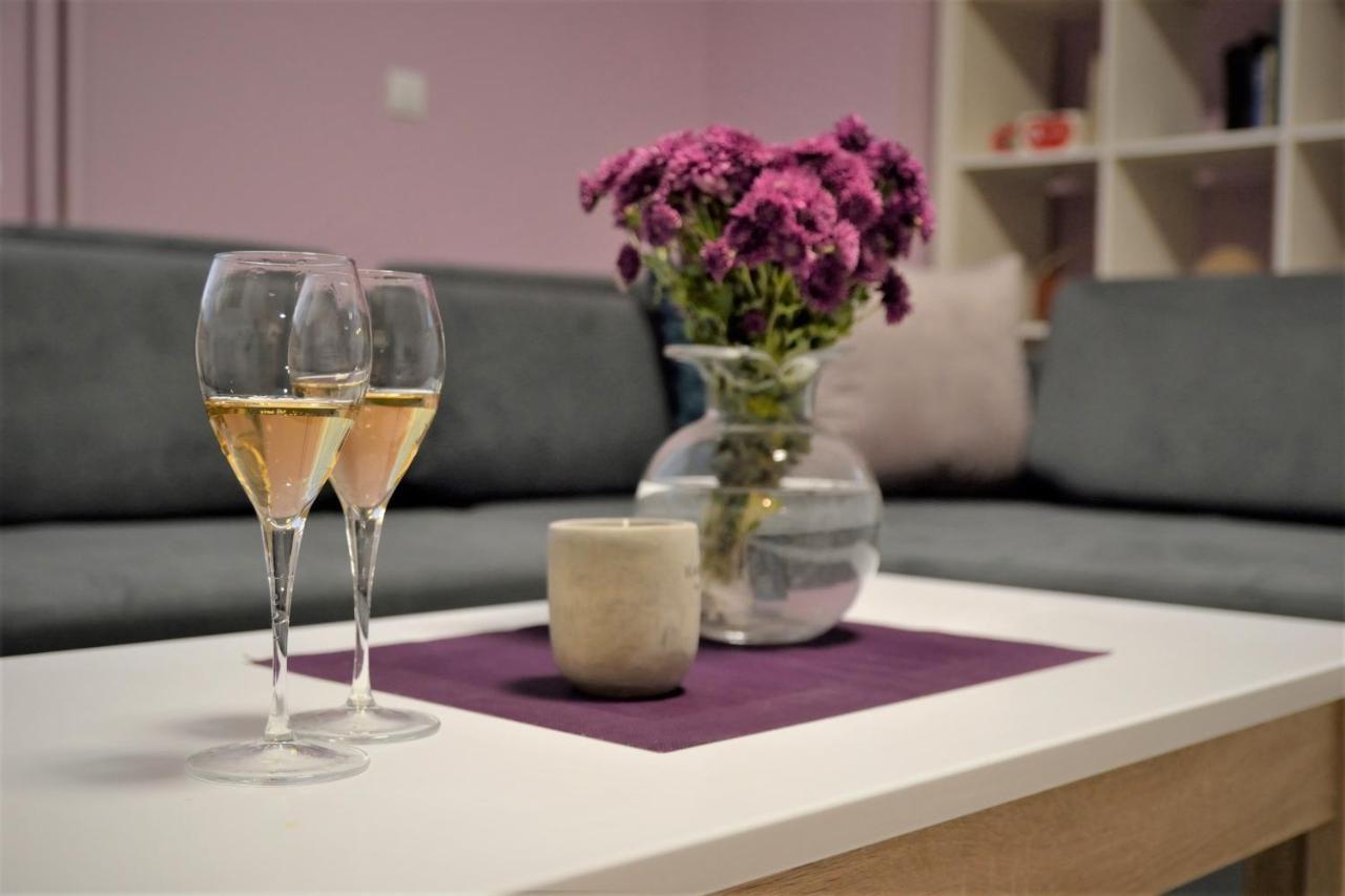 Heart Of The City - 75Sqm Suite Skopje Exterior photo