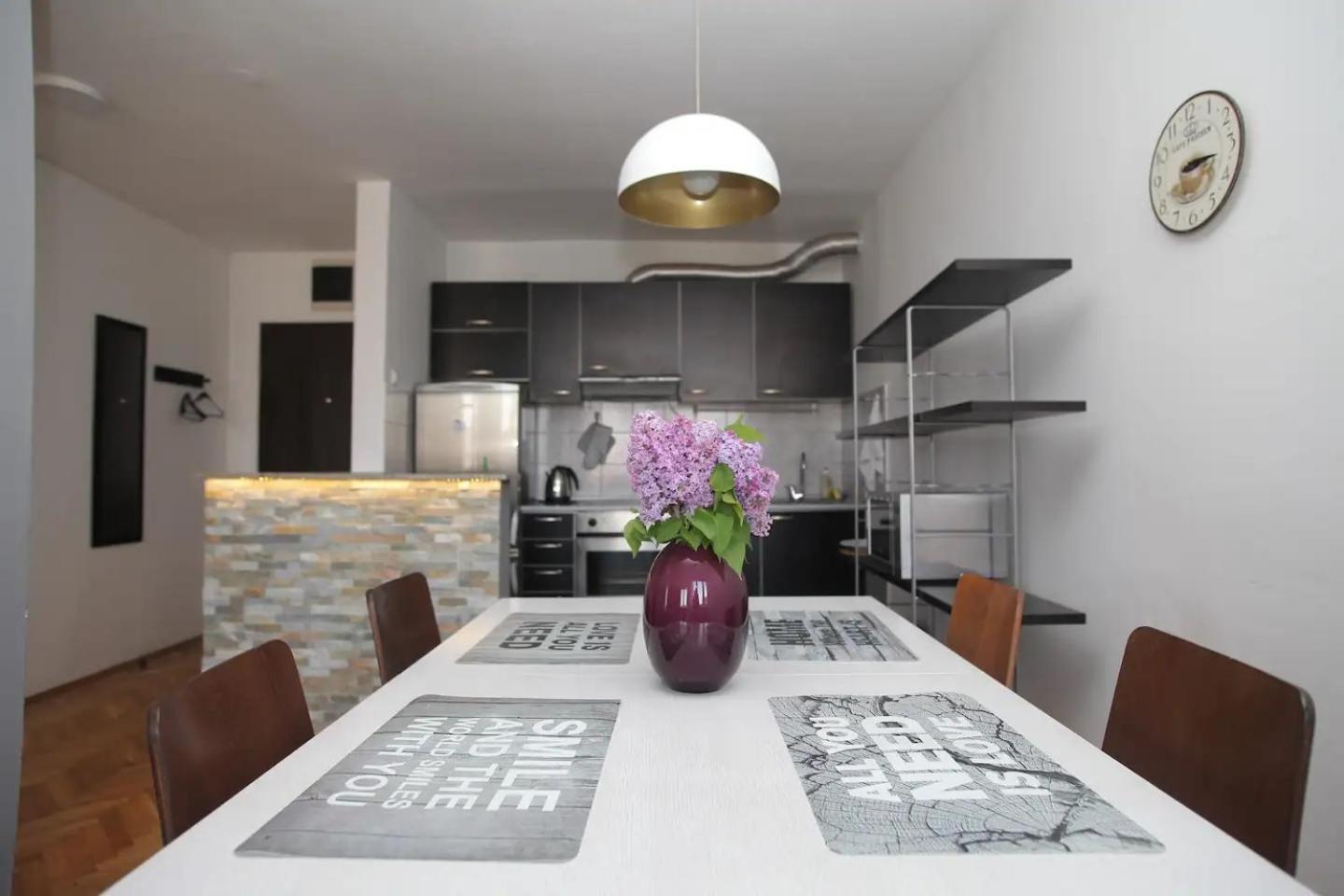 Heart Of The City - 75Sqm Suite Skopje Exterior photo
